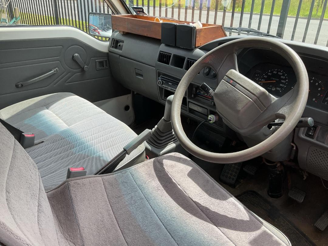 Photo '23' of Mitsubishi L300 LWB Photo '23' of Mitsubishi L300 LWB