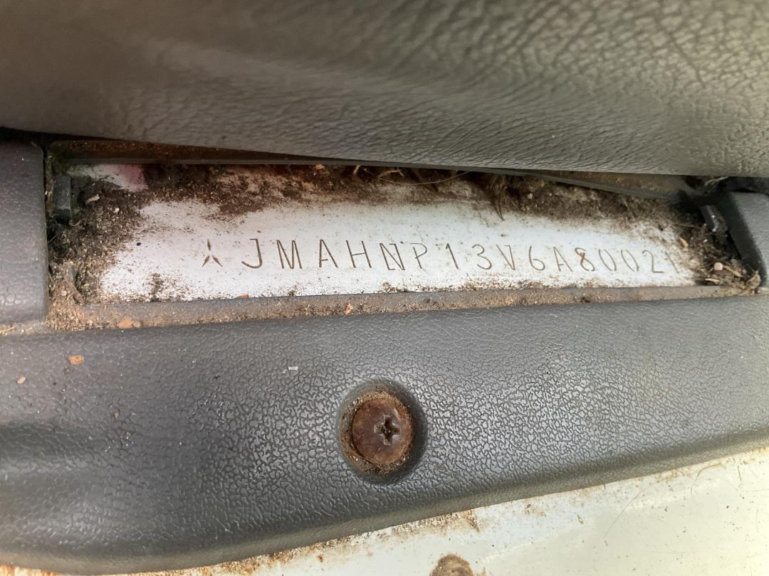 Photo '32' of Mitsubishi L300 LWB Photo '32' of Mitsubishi L300 LWB