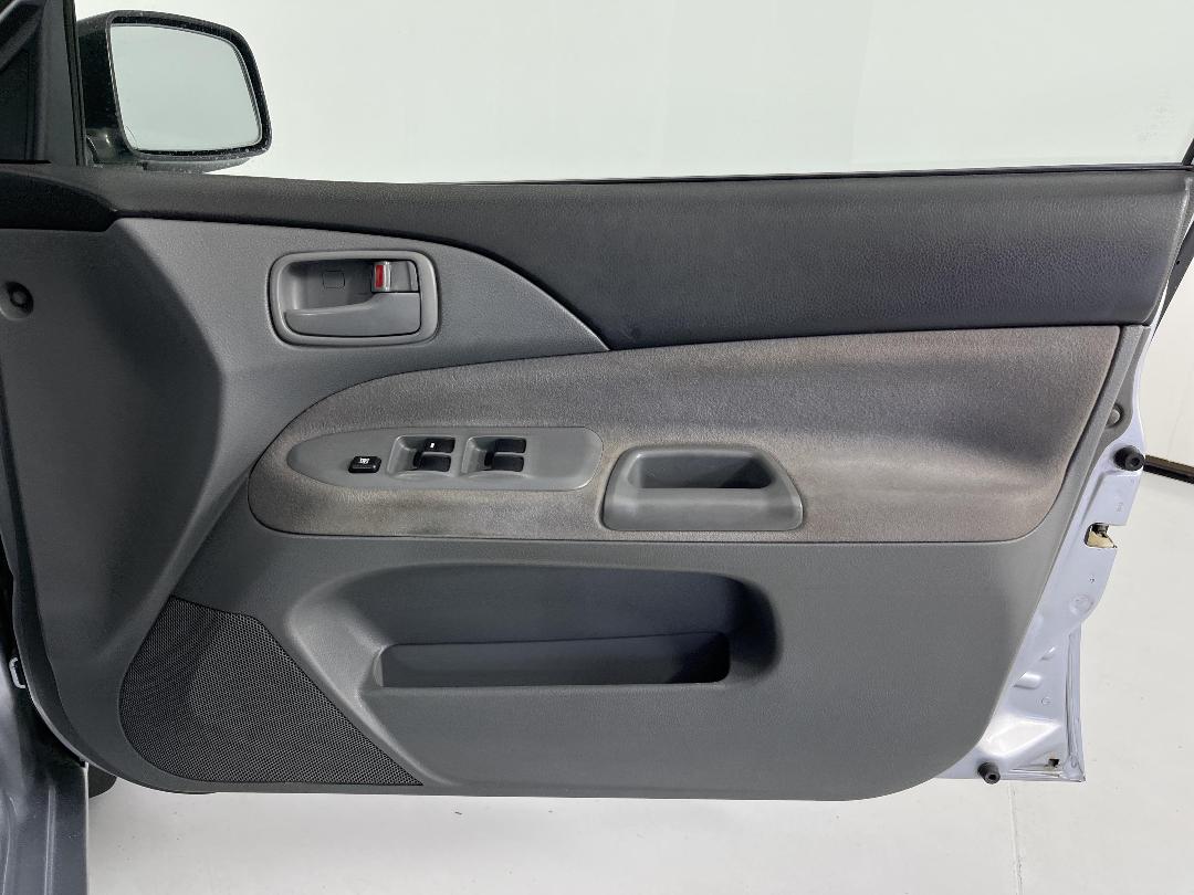 Photo '15' of Mitsubishi Lancer