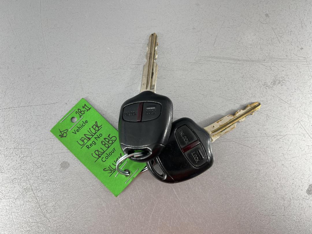 Photo '22' of Mitsubishi Lancer