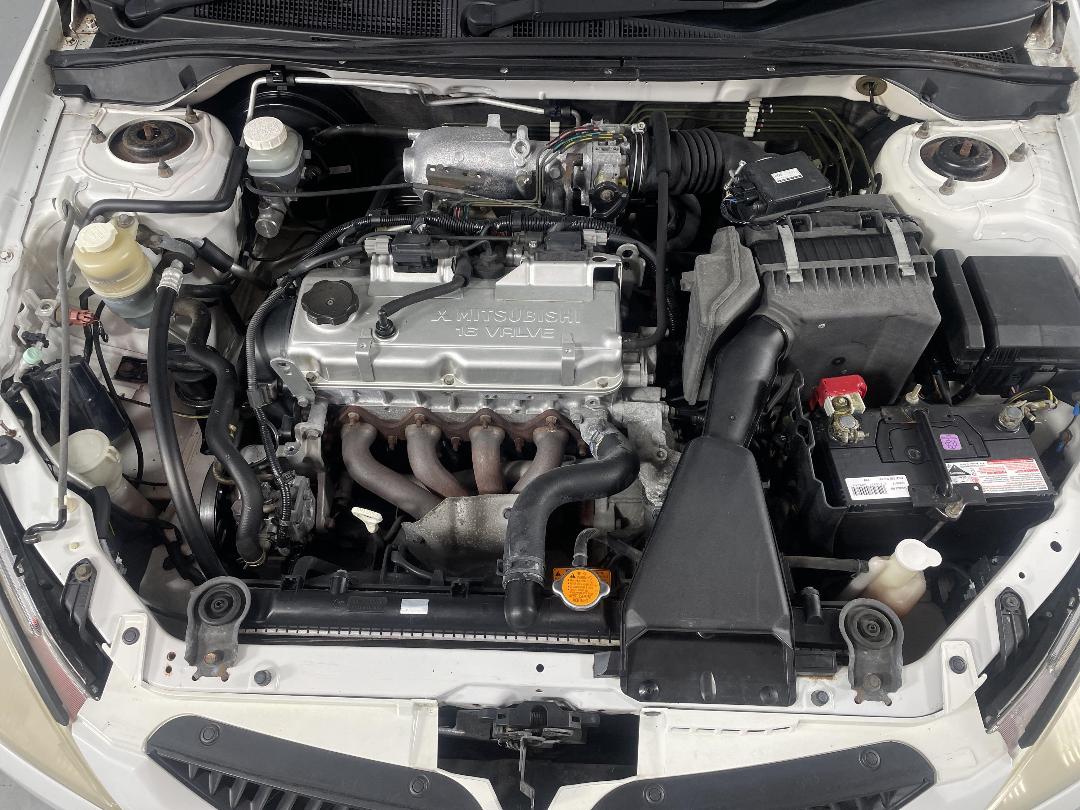 Photo '13' of Mitsubishi Lancer