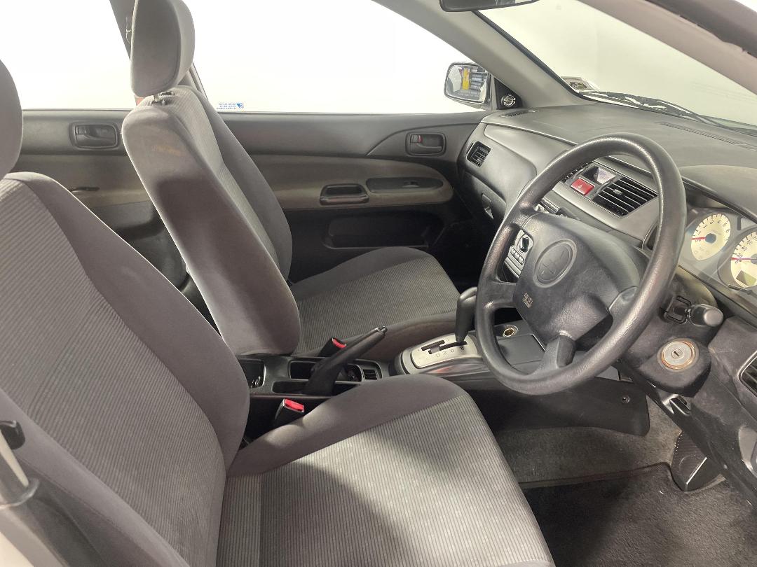 Photo '16' of Mitsubishi Lancer