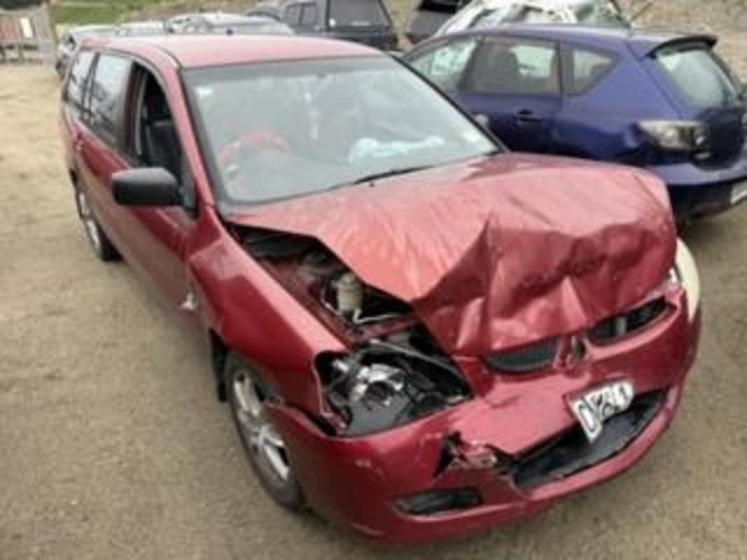 Photo '4' of Mitsubishi Lancer ES