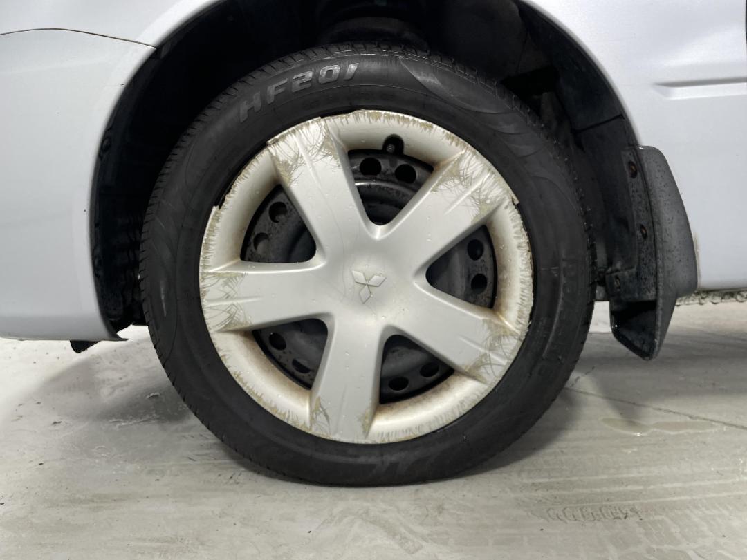 Photo '10' of Mitsubishi Lancer