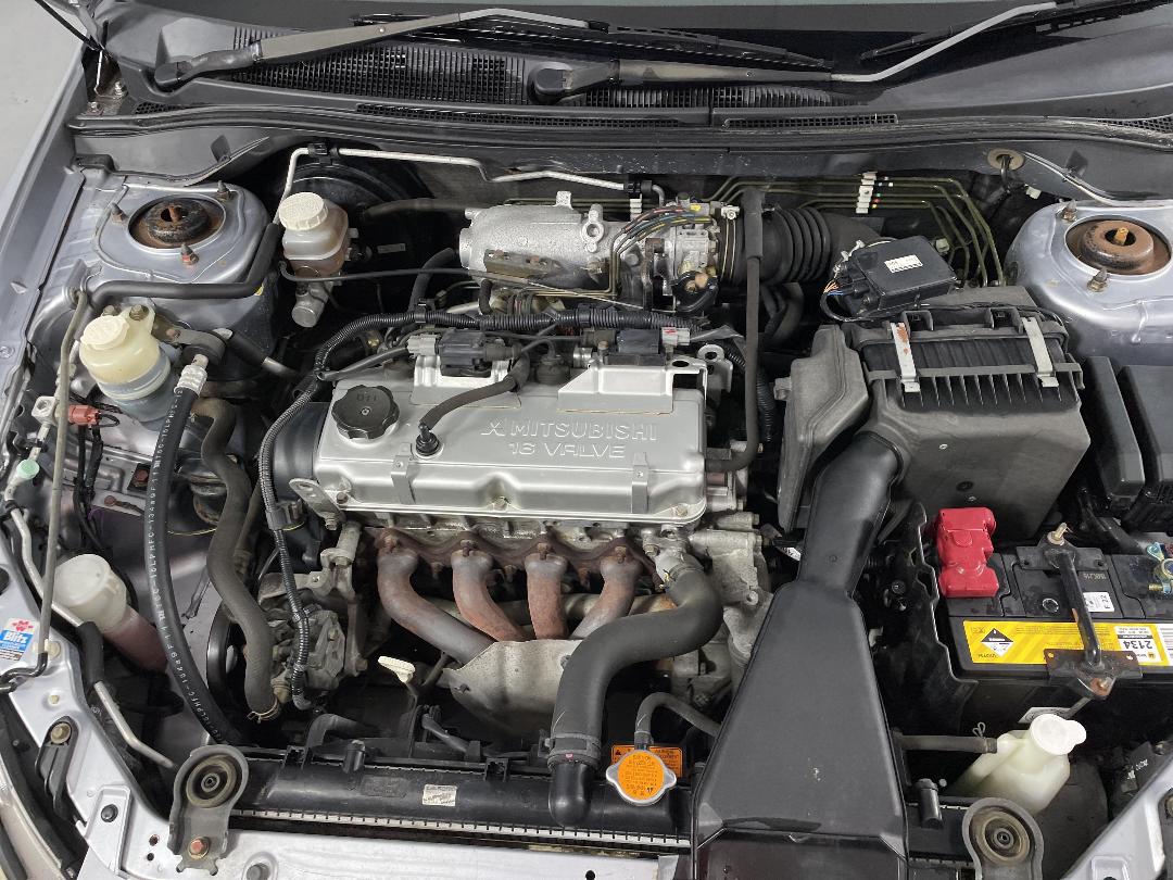 Photo '13' of Mitsubishi Lancer