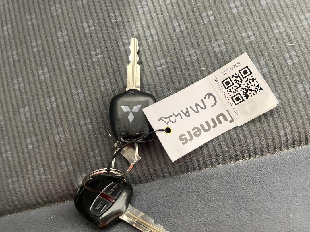 Photo '22' of Mitsubishi Lancer