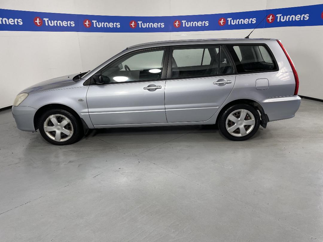 Photo '24' of Mitsubishi Lancer