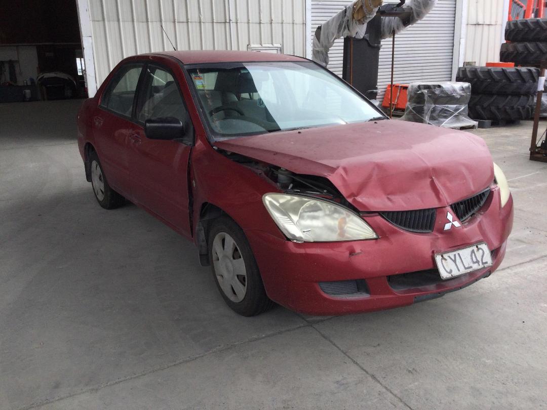 Photo '8' of Mitsubishi Lancer ES