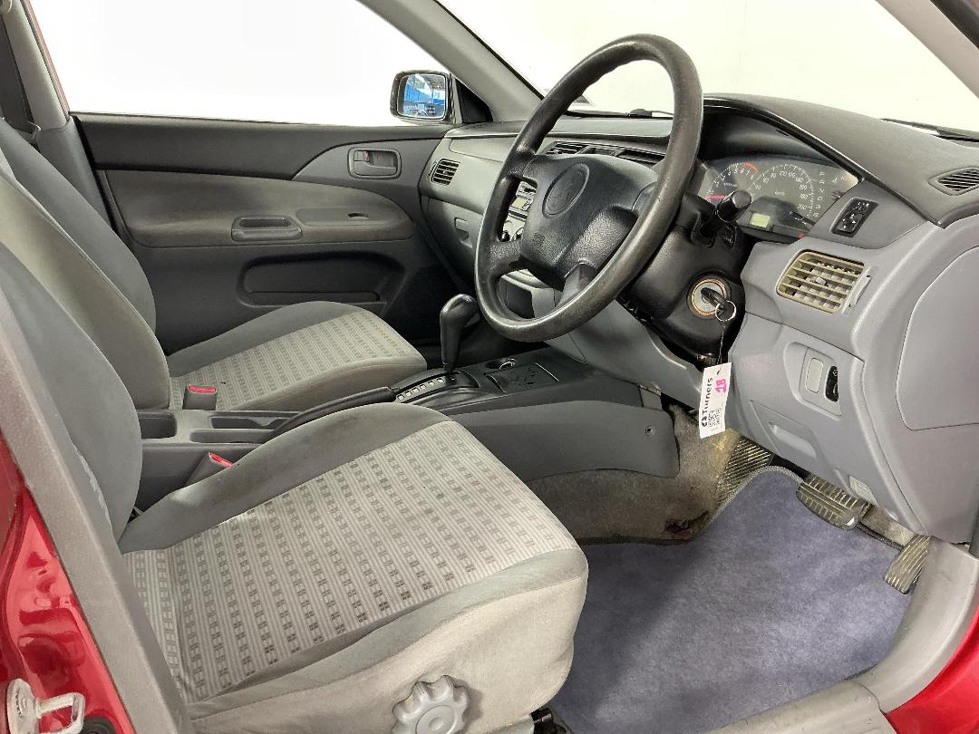 Photo '16' of Mitsubishi Lancer