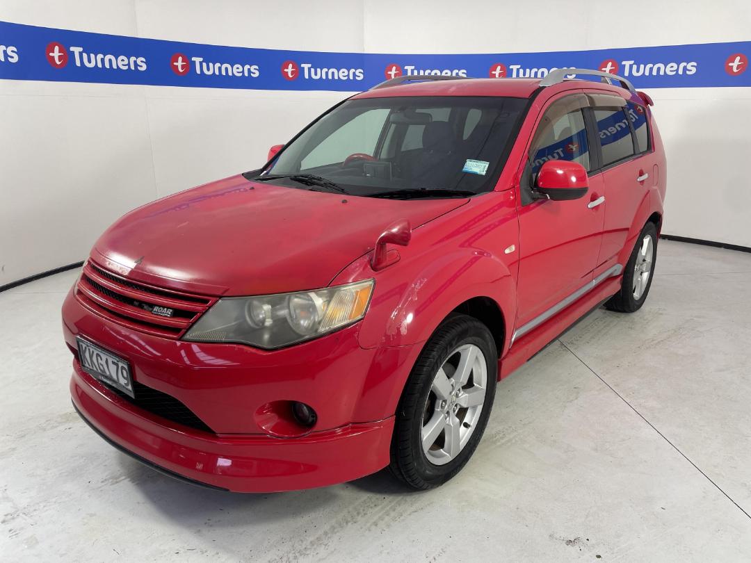 Photo '3' of Mitsubishi Outlander