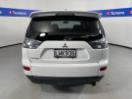 Thumbnail '6' of Mitsubishi Outlander