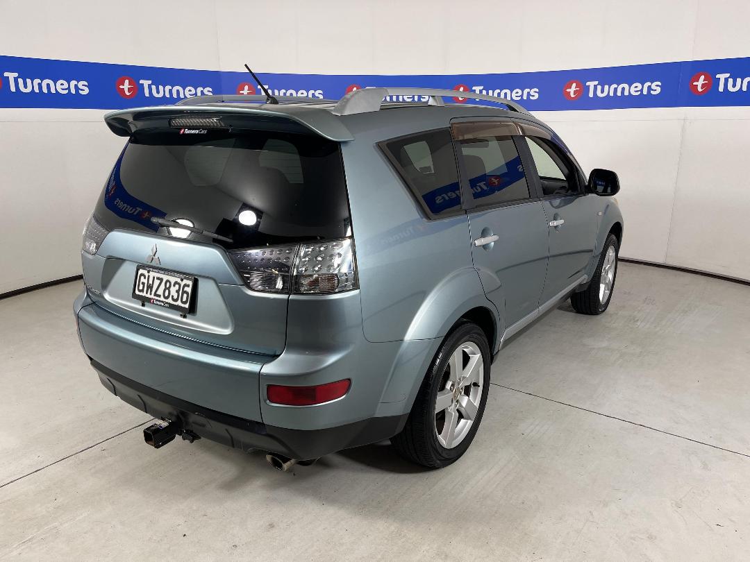 Photo '7' of Mitsubishi Outlander Photo '7' of Mitsubishi Outlander