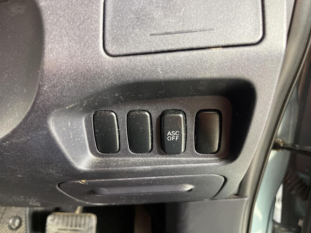 Photo '25' of Mitsubishi Outlander Photo '25' of Mitsubishi Outlander