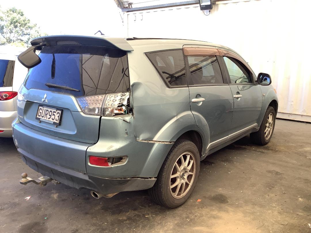 Photo '4' of Mitsubishi Outlander Photo '4' of Mitsubishi Outlander