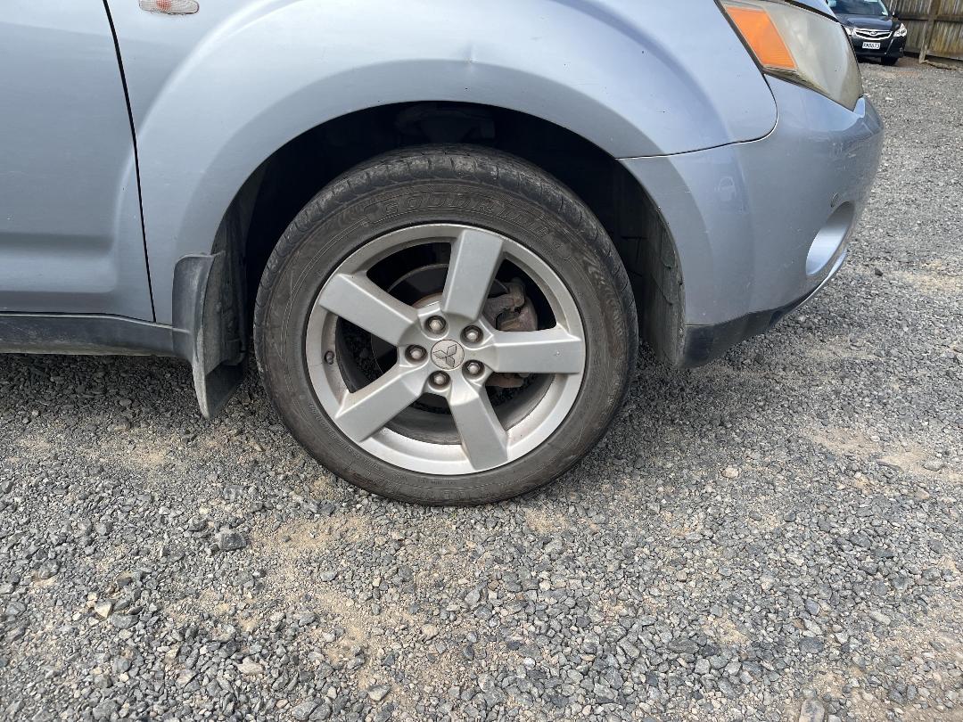 Photo '7' of Mitsubishi Outlander Photo '7' of Mitsubishi Outlander