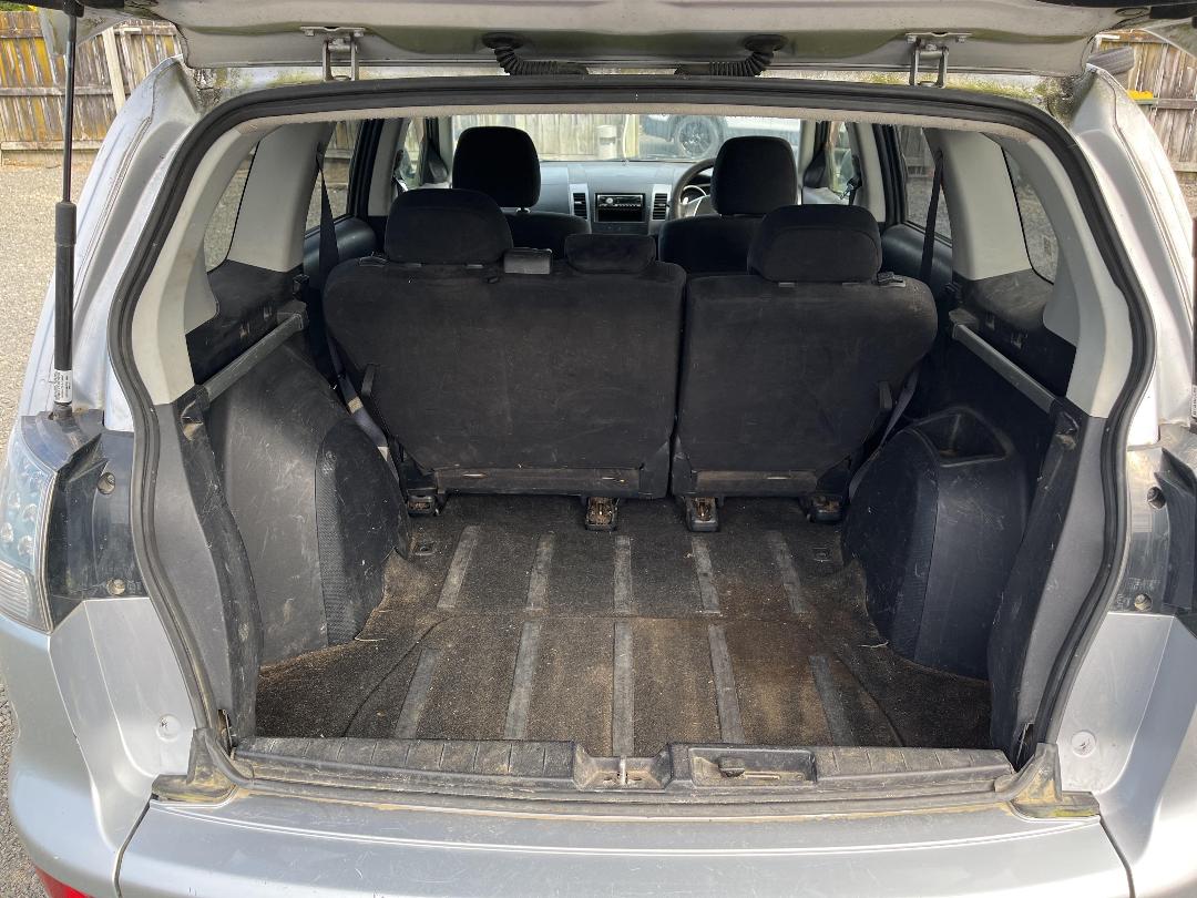 Photo '12' of Mitsubishi Outlander Photo '12' of Mitsubishi Outlander