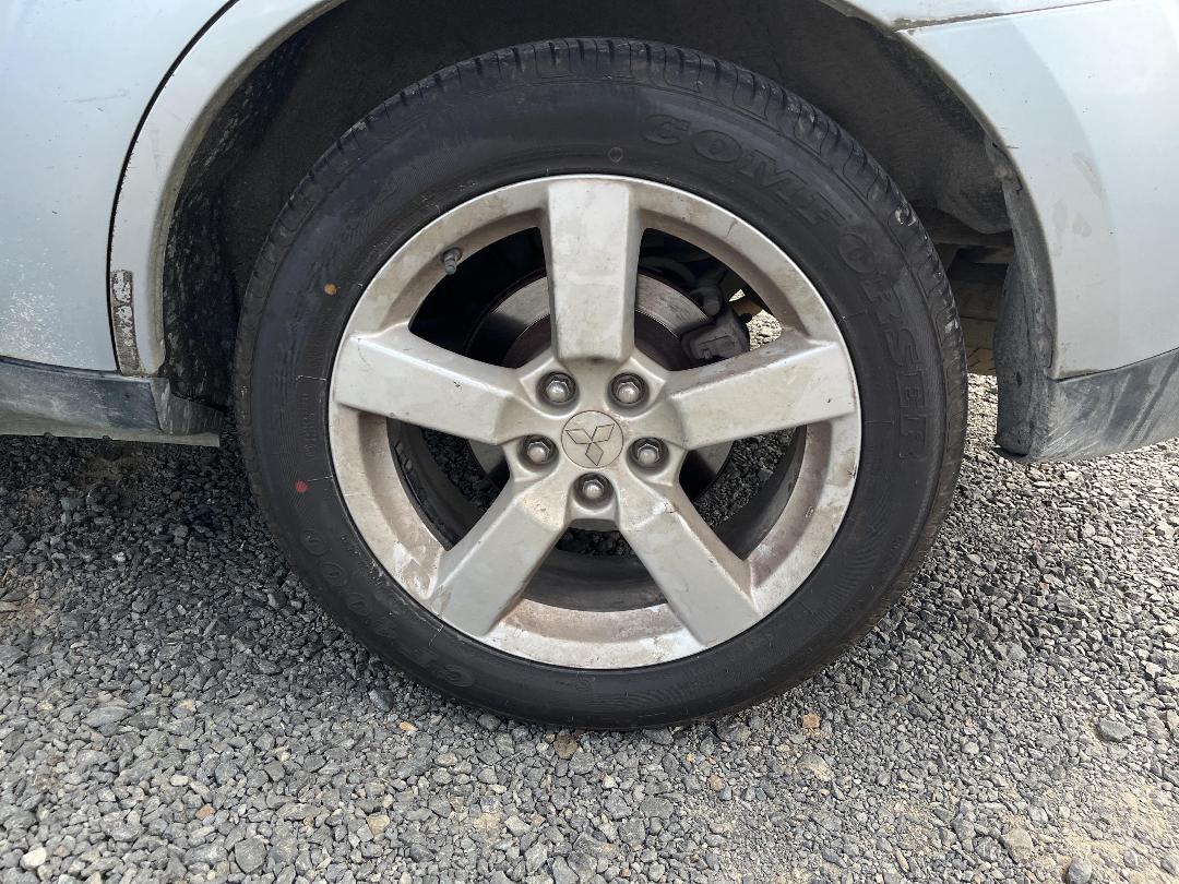 Photo '9' of Mitsubishi Outlander Photo '9' of Mitsubishi Outlander