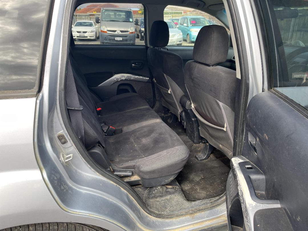 Photo '18' of Mitsubishi Outlander Photo '18' of Mitsubishi Outlander