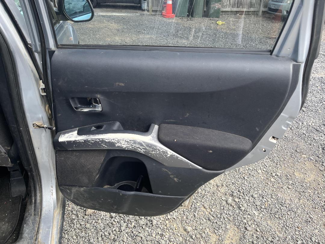 Photo '17' of Mitsubishi Outlander Photo '17' of Mitsubishi Outlander