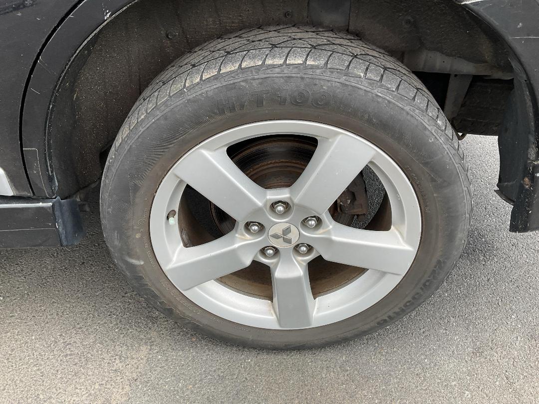 Photo '12' of Mitsubishi Outlander Photo '12' of Mitsubishi Outlander