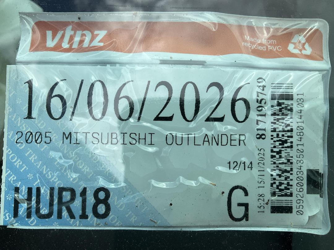 Photo '26' of Mitsubishi Outlander Photo '26' of Mitsubishi Outlander