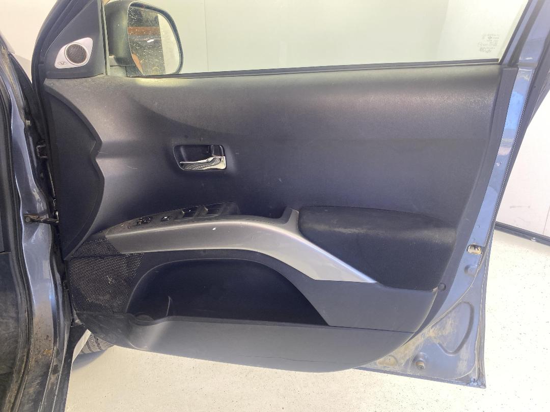 Photo '15' of Mitsubishi Outlander