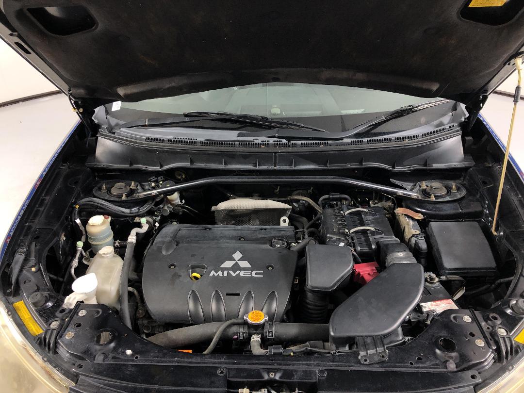 Photo '13' of Mitsubishi Outlander Photo '13' of Mitsubishi Outlander