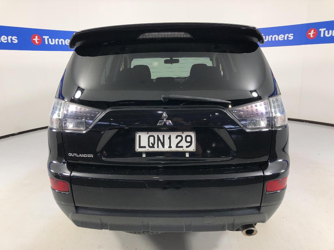 Photo '6' of Mitsubishi Outlander Photo '6' of Mitsubishi Outlander