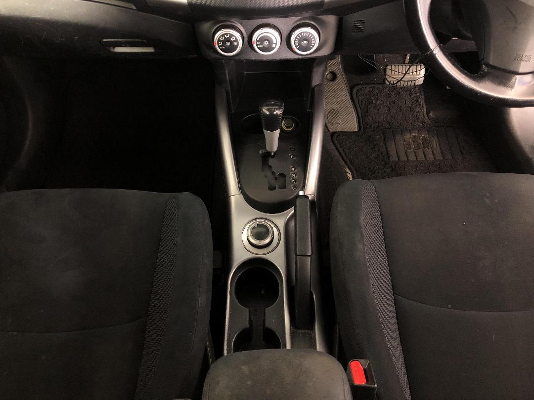 Photo '18' of Mitsubishi Outlander Photo '18' of Mitsubishi Outlander