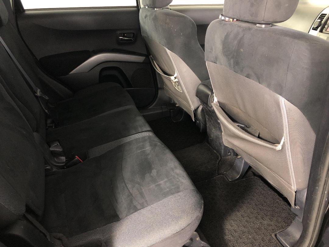 Photo '20' of Mitsubishi Outlander Photo '20' of Mitsubishi Outlander