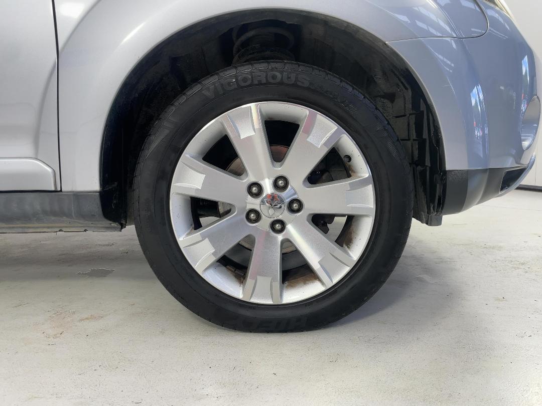 Photo '9' of Mitsubishi Outlander Photo '9' of Mitsubishi Outlander