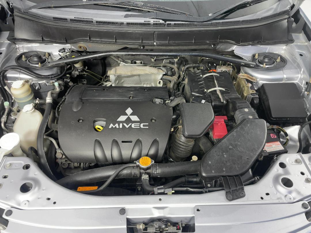 Photo '13' of Mitsubishi Outlander Photo '13' of Mitsubishi Outlander