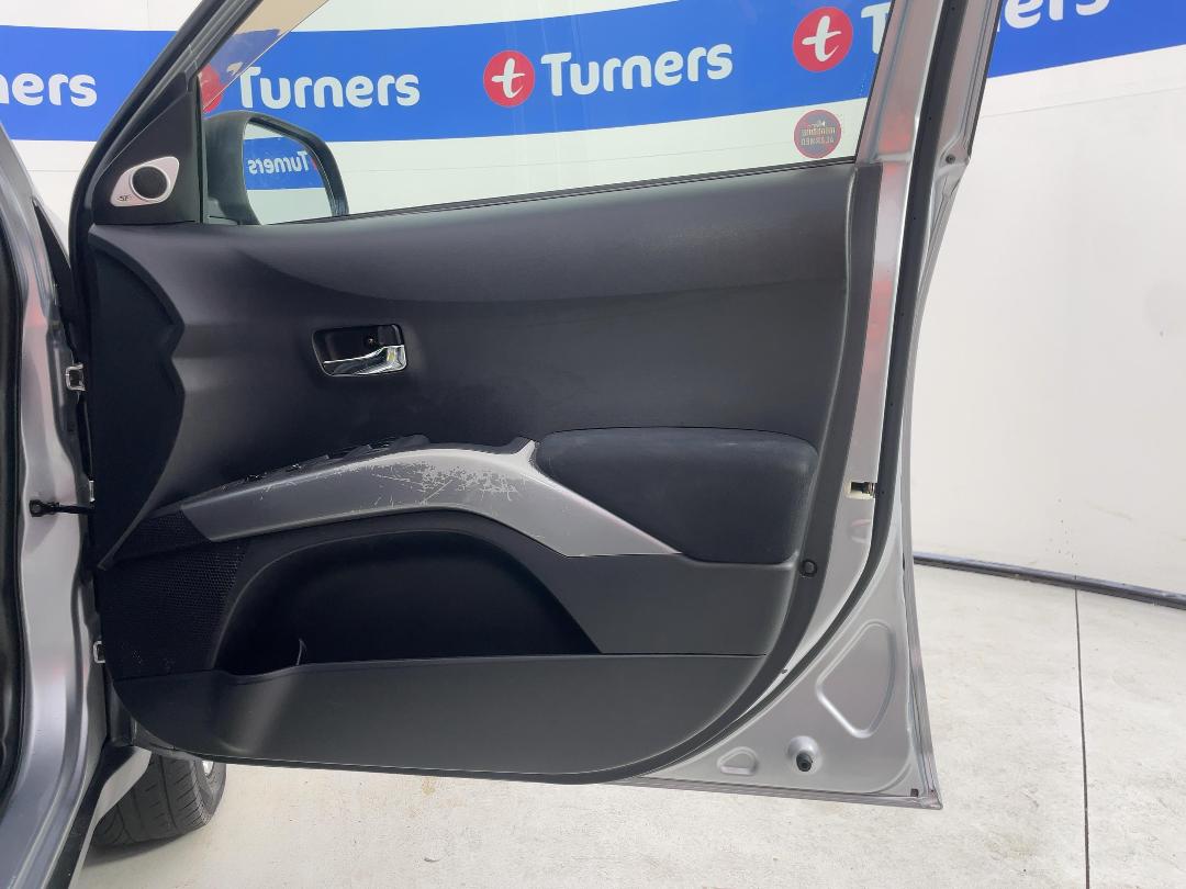 Photo '15' of Mitsubishi Outlander Photo '15' of Mitsubishi Outlander