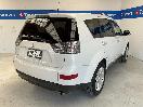 Thumbnail '7' of Mitsubishi Outlander