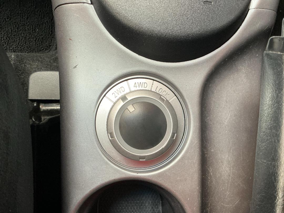 Photo '24' of Mitsubishi Outlander Photo '24' of Mitsubishi Outlander