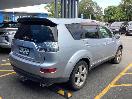 Thumbnail '3' of Mitsubishi Outlander