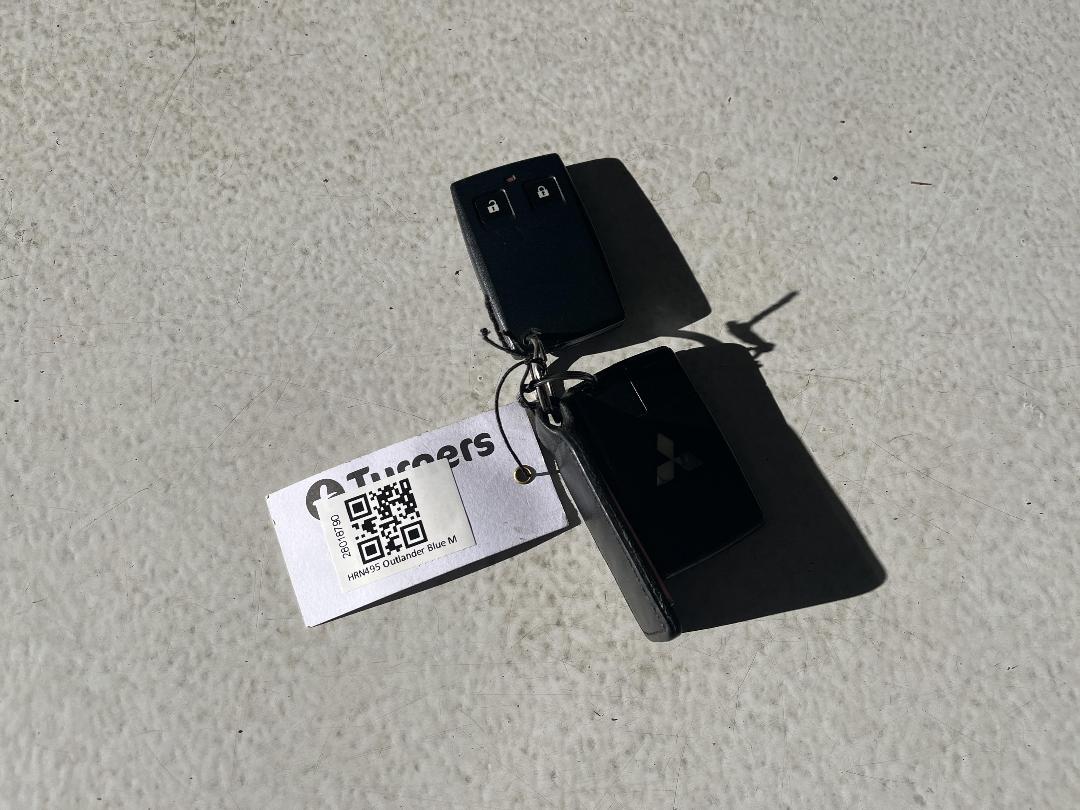 Photo '22' of Mitsubishi Outlander