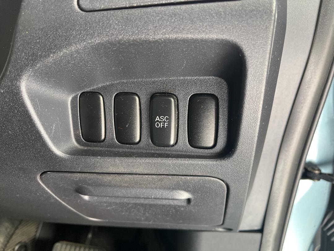 Photo '26' of Mitsubishi Outlander