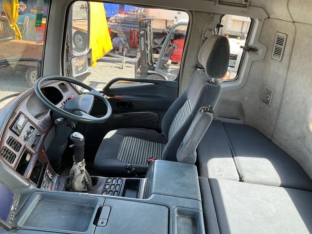 Photo '20' of Mitsubishi Shogun FS430S5 Cab Chassis