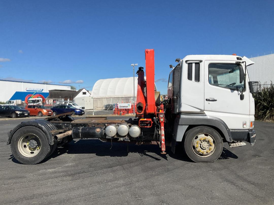 Photo '4' of Mitsubishi Shogun FP350G3 Tractor Unit Crane