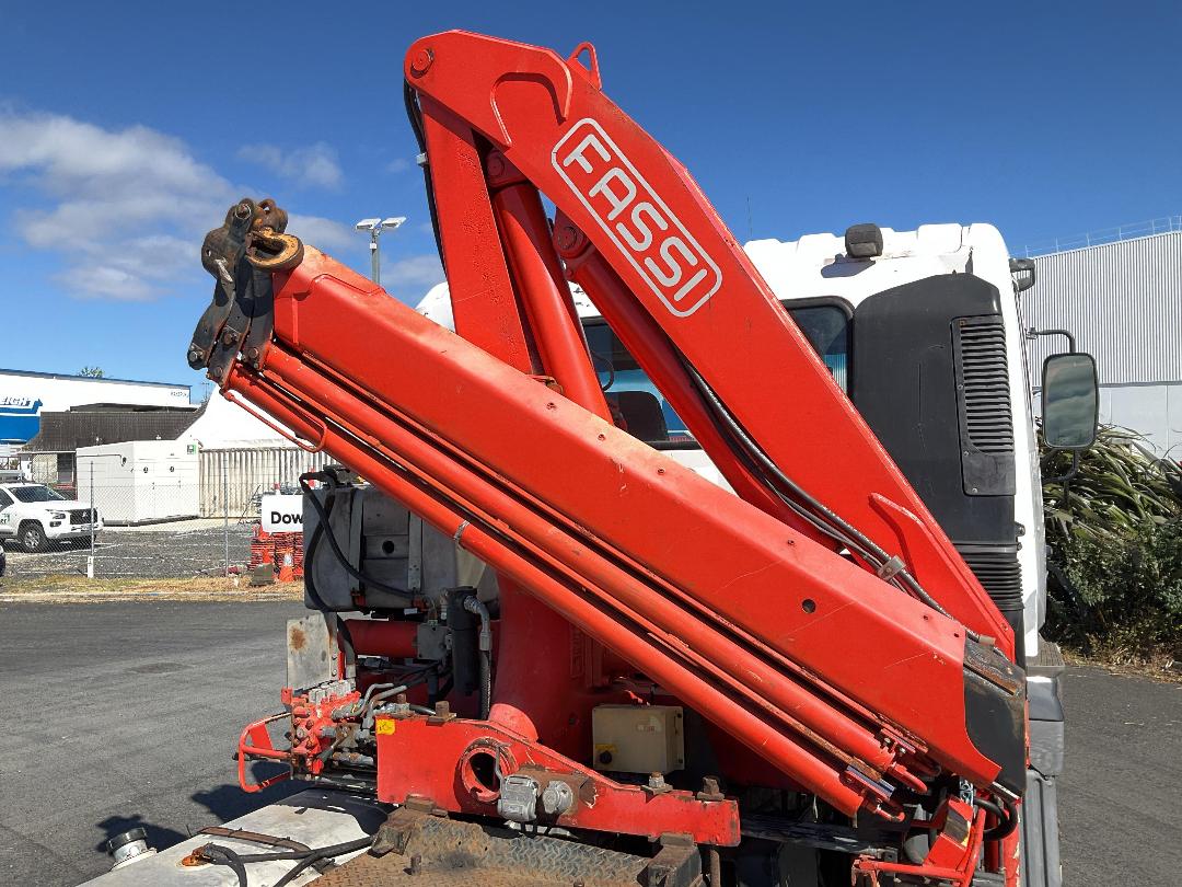 Photo '7' of Mitsubishi Shogun FP350G3 Tractor Unit Crane