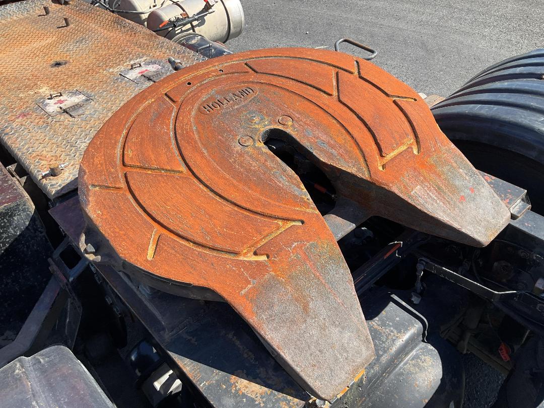 Photo '29' of Mitsubishi Shogun FP350G3 Tractor Unit Crane