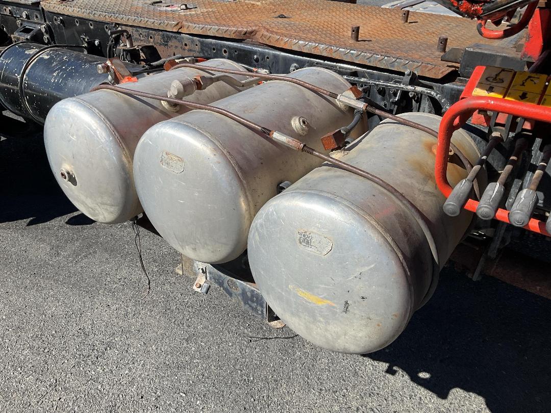 Photo '31' of Mitsubishi Shogun FP350G3 Tractor Unit Crane