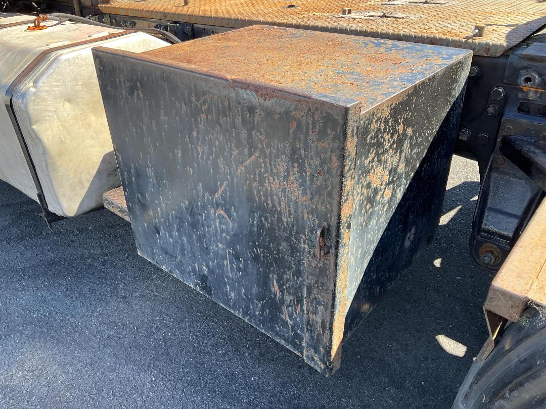 Photo '33' of Mitsubishi Shogun FP350G3 Tractor Unit Crane