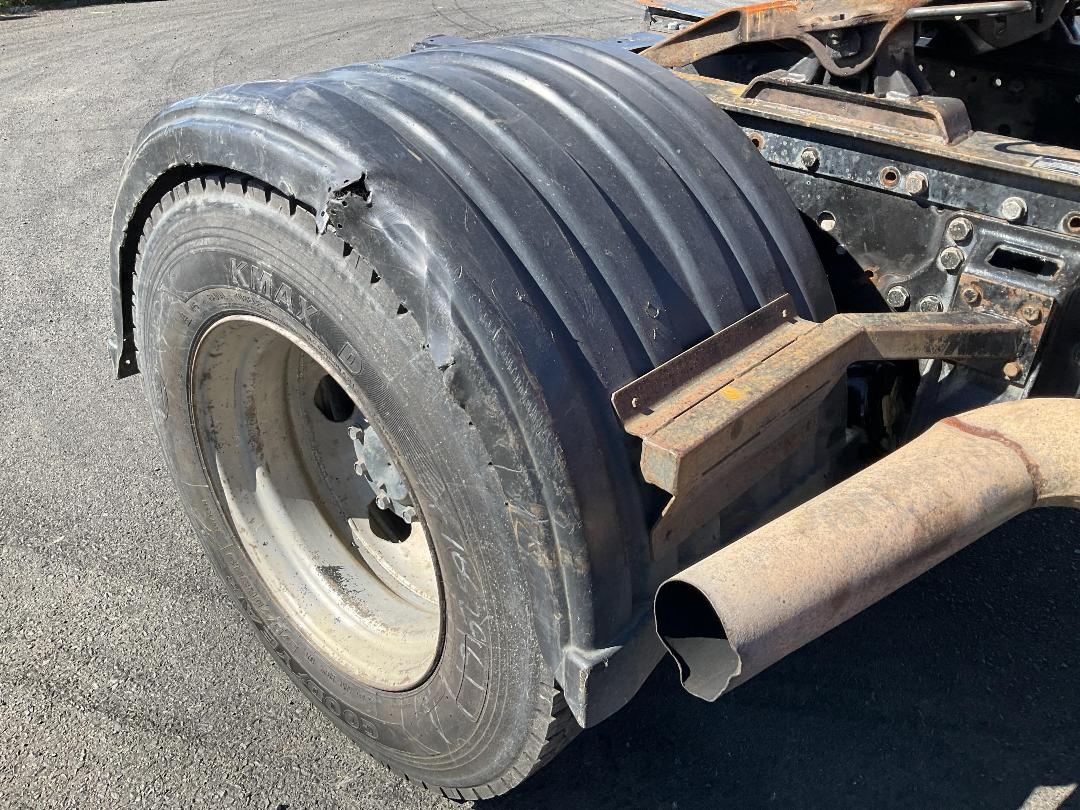 Photo '35' of Mitsubishi Shogun FP350G3 Tractor Unit Crane