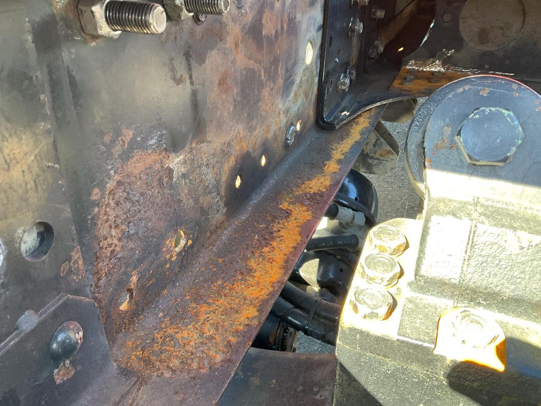 Photo '36' of Mitsubishi Shogun FP350G3 Tractor Unit Crane