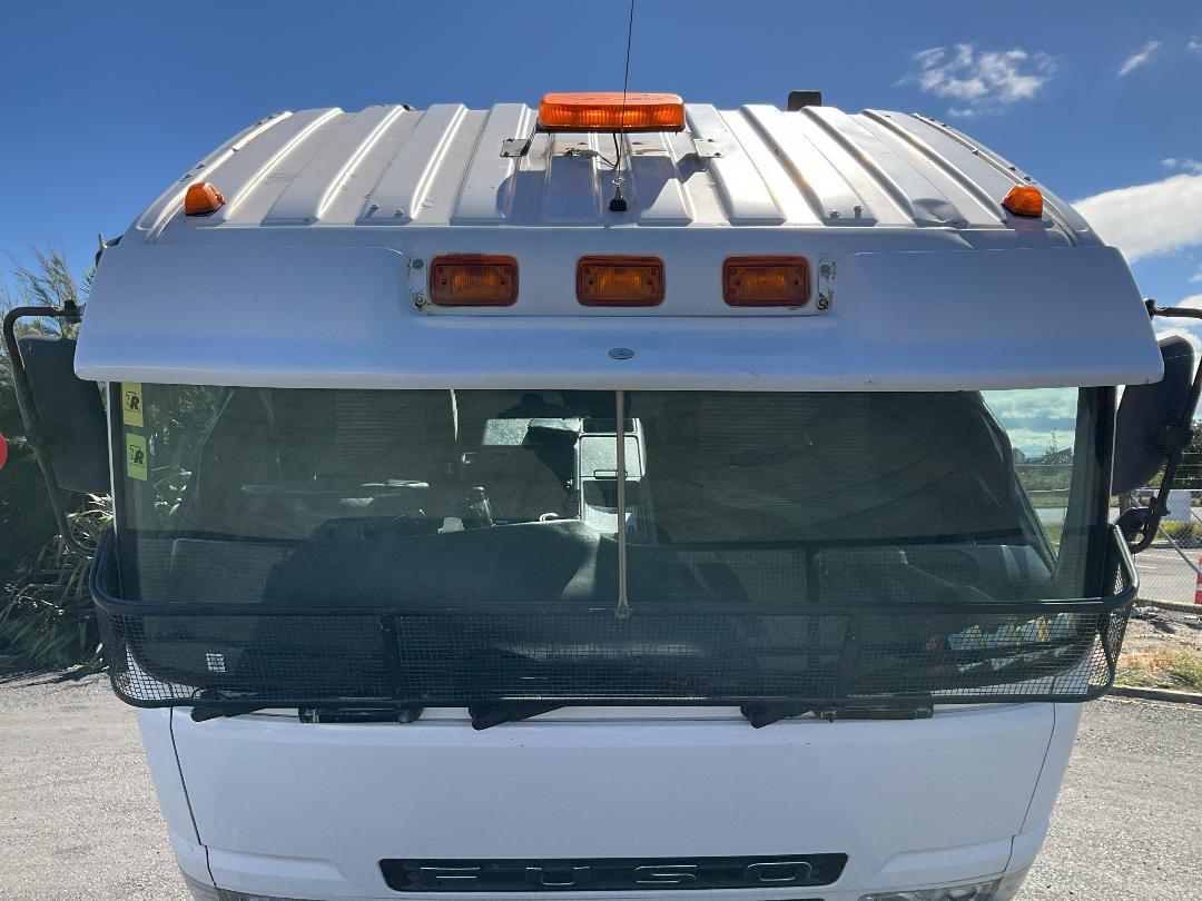 Photo '26' of Mitsubishi Shogun FP350G3 Tractor Unit Crane