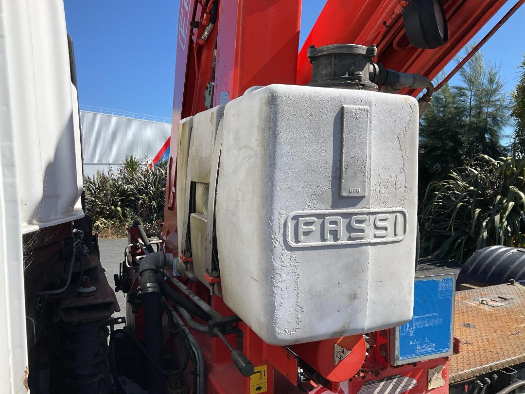 Photo '19' of Mitsubishi Shogun FP350G3 Tractor Unit Crane