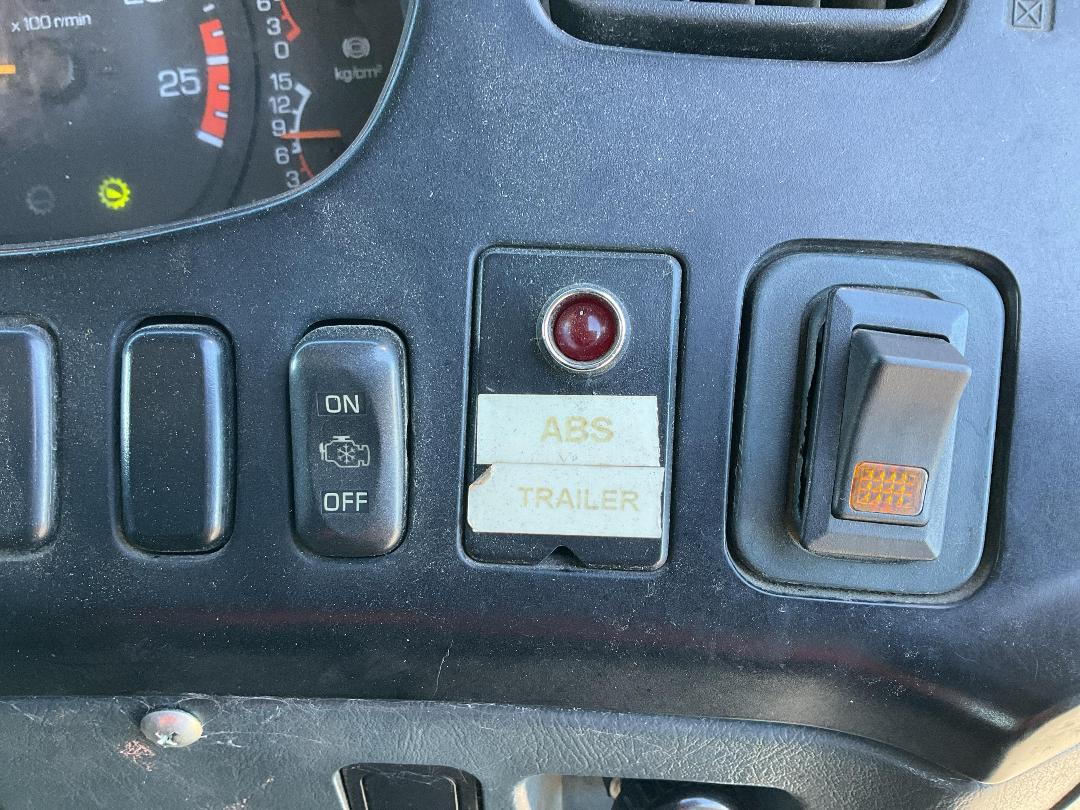 Photo '17' of Mitsubishi Shogun FP350G3 Tractor Unit Crane