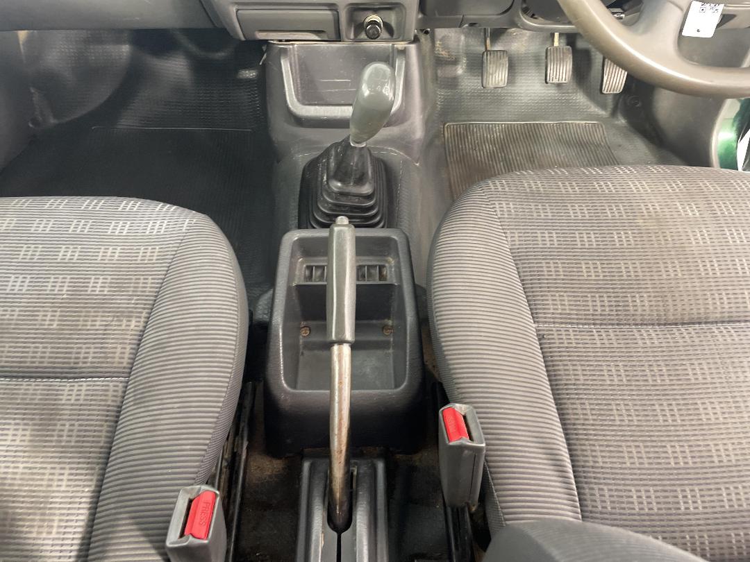 Photo '16' of Mitsubishi Triton DBL CAB Photo '16' of Mitsubishi Triton DBL CAB